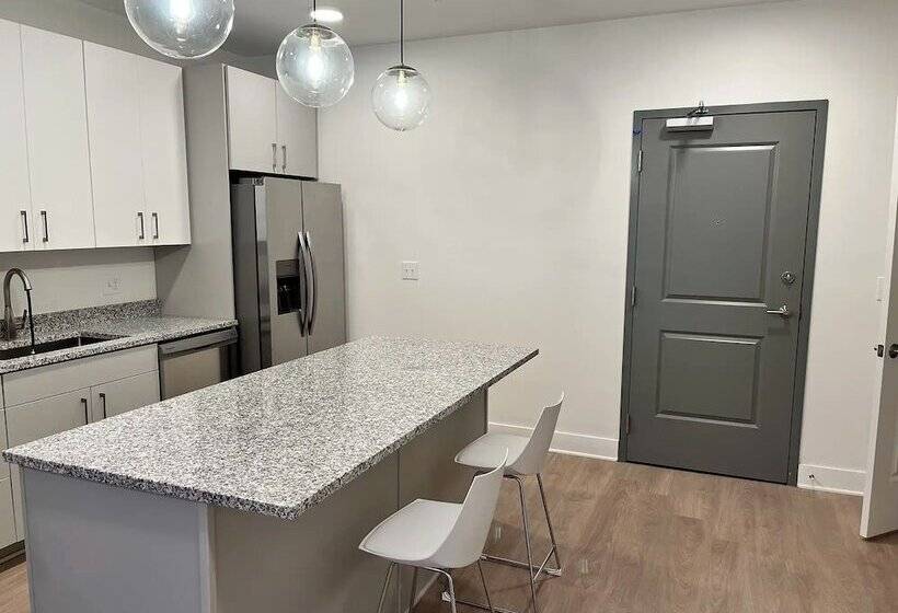 Barsala At The Monroe Apartments