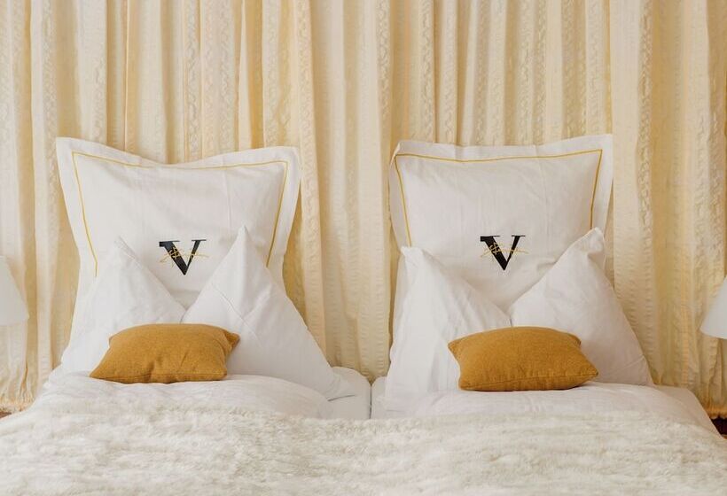 Backstage Hotel Serviced Apartments