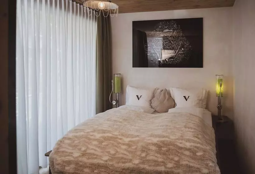 Backstage Hotel Serviced Apartments