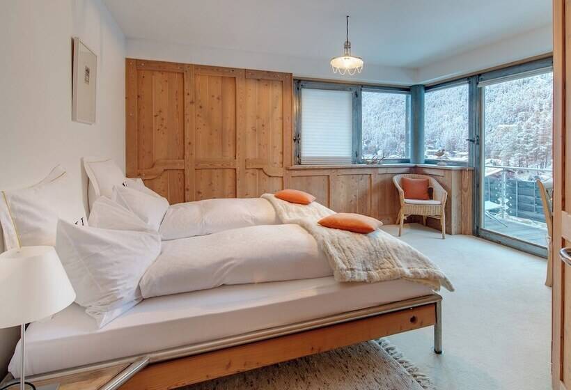 Backstage Hotel Serviced Apartments