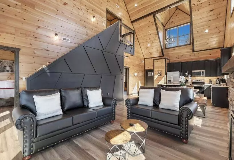 Bear Elegance