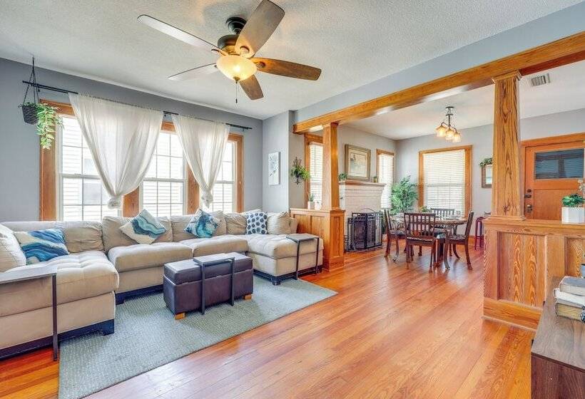 Beautiful Jacksonville Home: Walkable Location!