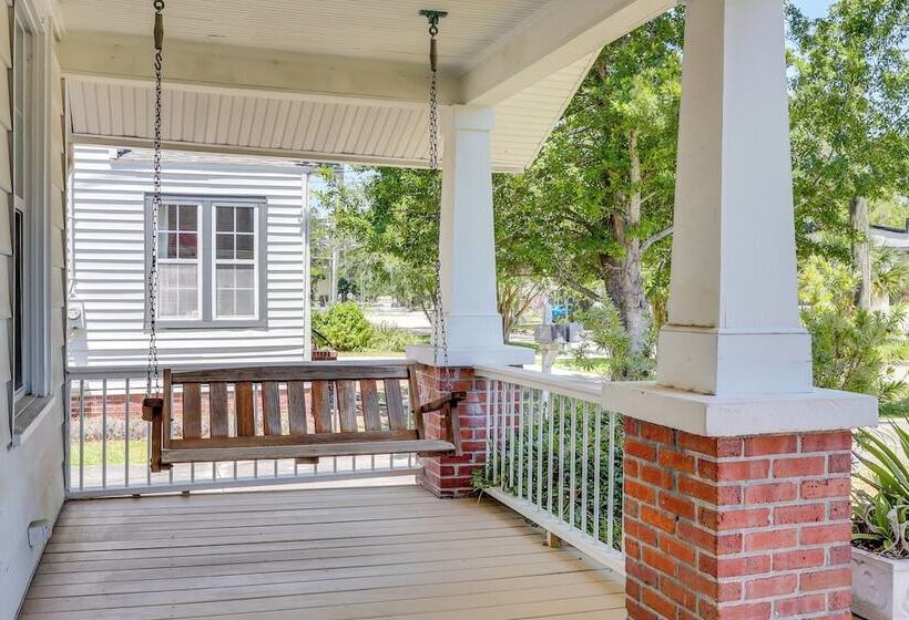 Beautiful Jacksonville Home: Walkable Location!