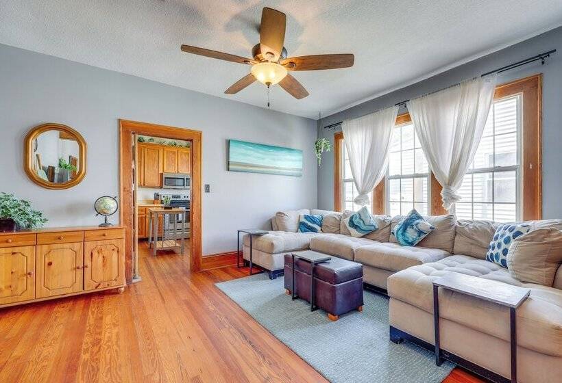 Beautiful Jacksonville Home: Walkable Location!