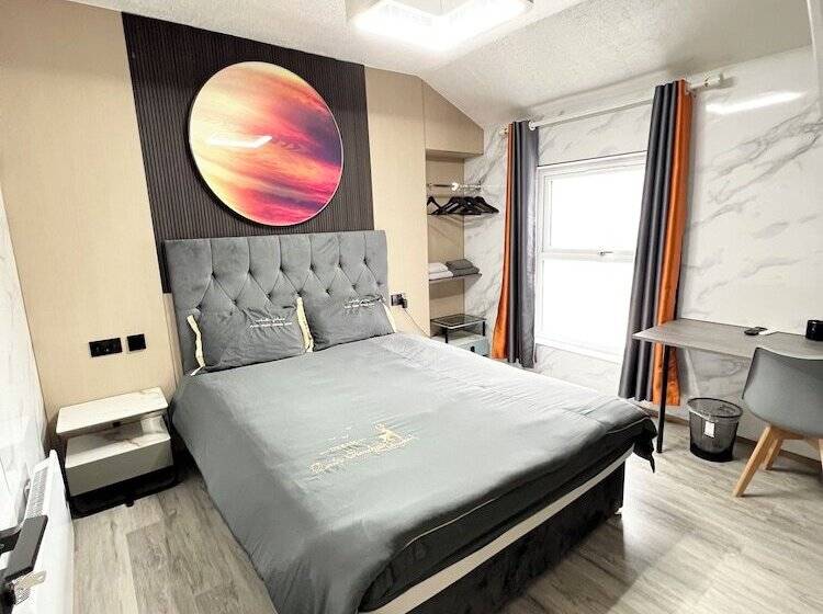 Aamiaismajoitus (B&B) Addison S Adorable Abode