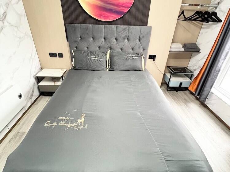 Aamiaismajoitus (B&B) Addison S Adorable Abode