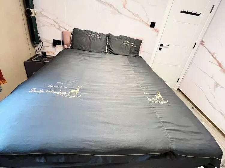 Aamiaismajoitus (B&B) Addison S Adorable Abode