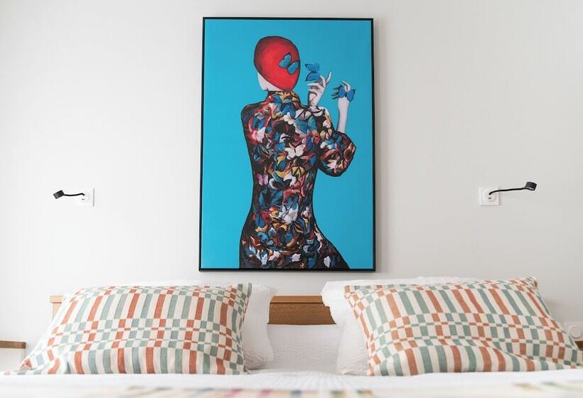 مبيت وإفطار La Barule