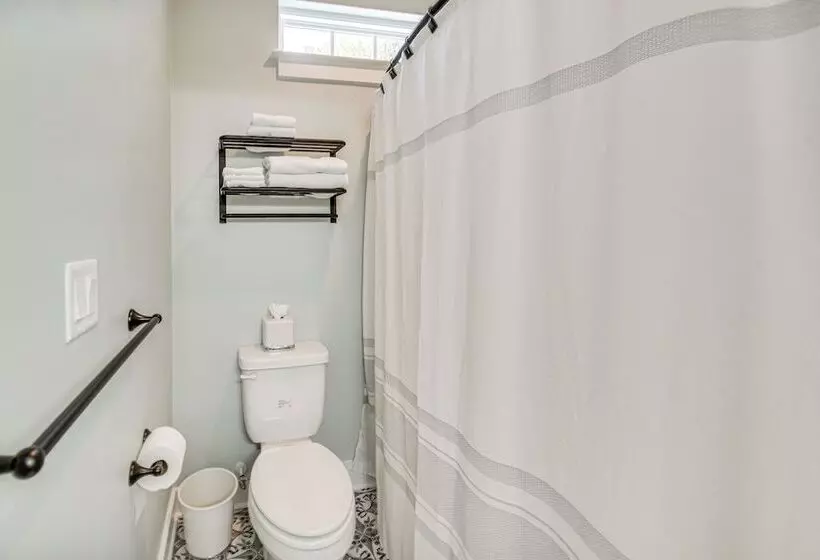 Cape Charles Home: Private Pier & Beach Front Deck