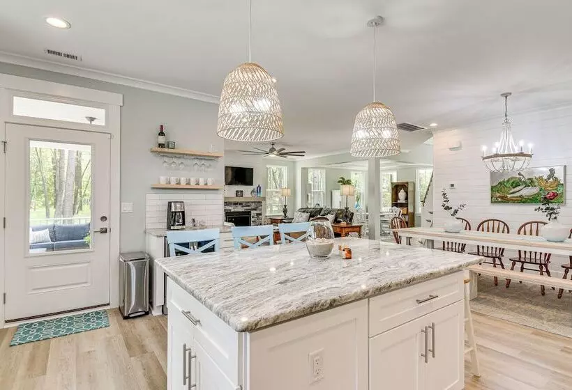 Cape Charles Home: Private Pier & Beach Front Deck