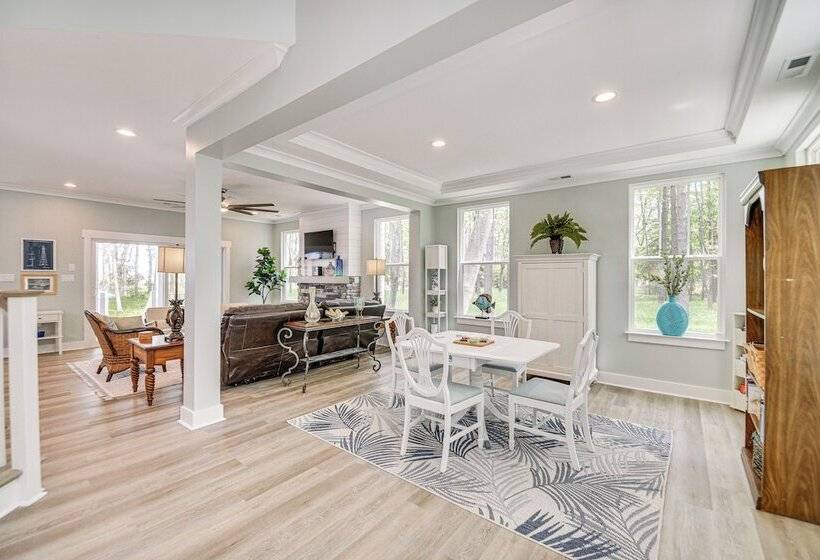 Cape Charles Home: Private Pier & Beach Front Deck