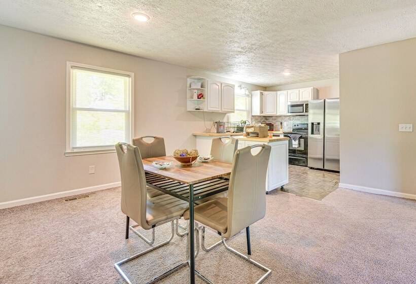 Douglasville Vacation Home ~ 16 Mi To Six Flags!