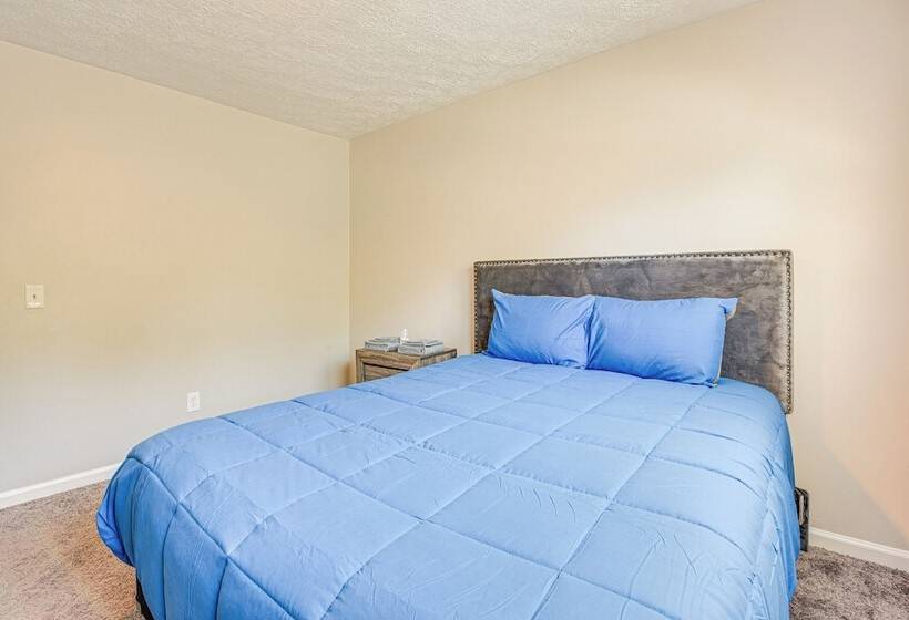 Douglasville Vacation Home ~ 16 Mi To Six Flags!