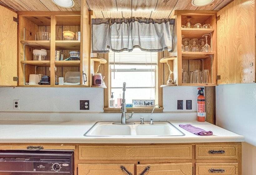 Cozy Oklahoma Family Home W/ Private Yard & Grill