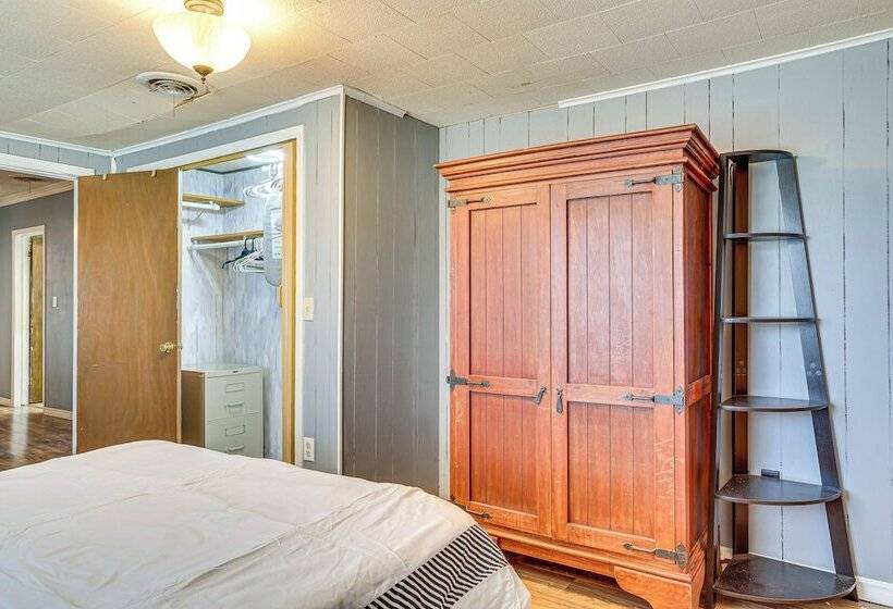 Cozy Oklahoma Family Home W/ Private Yard & Grill