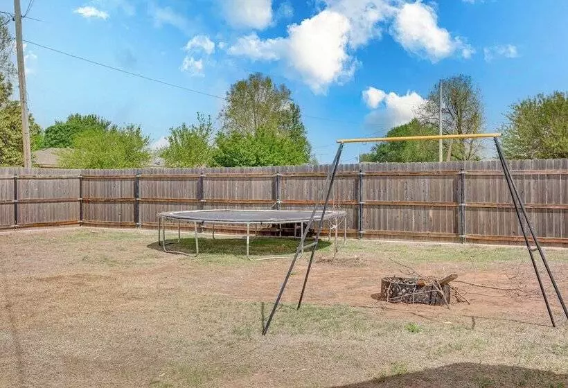 Cozy Oklahoma Family Home W/ Private Yard & Grill