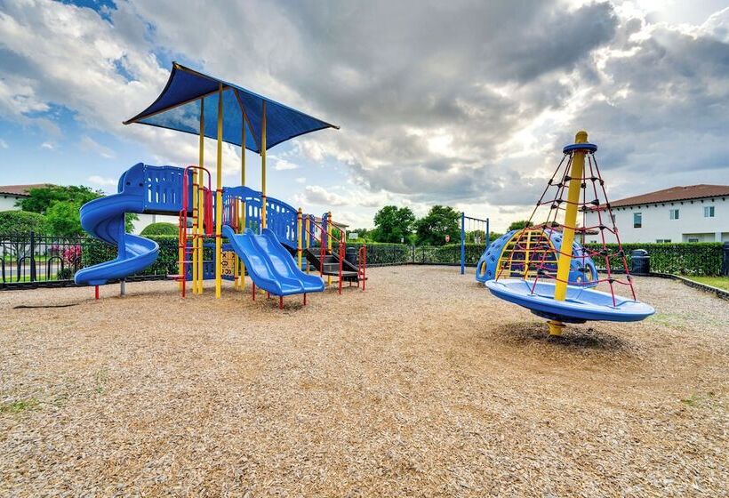 18 Mi To Disney: Family Home W/ Pool In Davenport