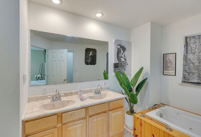 Harrisburg Retreat W/ 8 Mi To Hersheypark