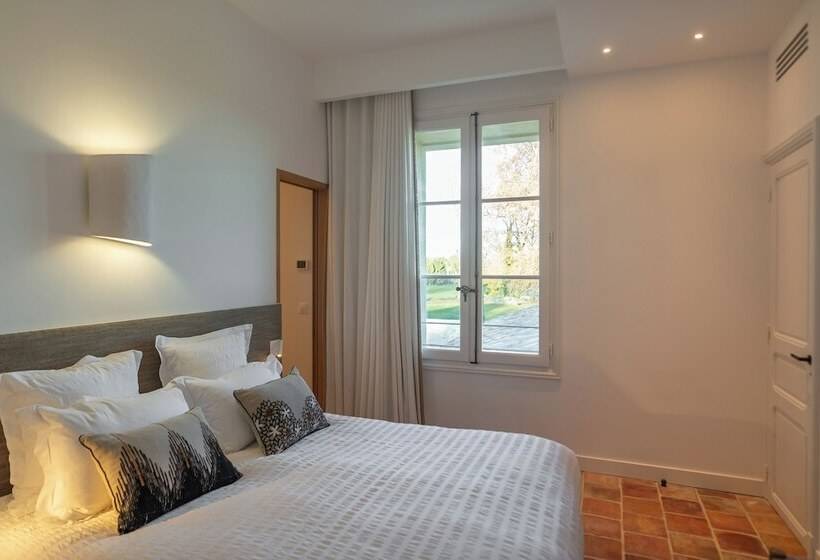 Отель Domaine De Panéry