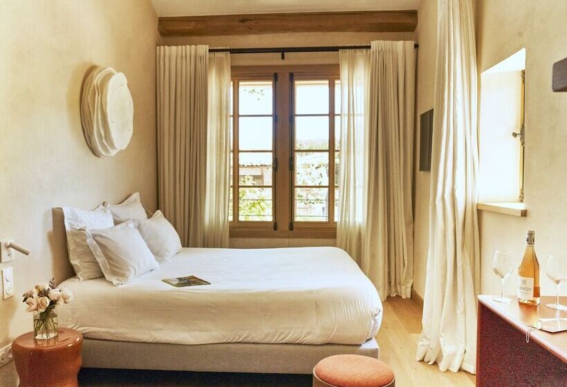 Отель Domaine De Panéry