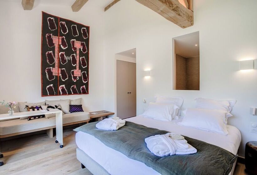 Отель Domaine De Panéry