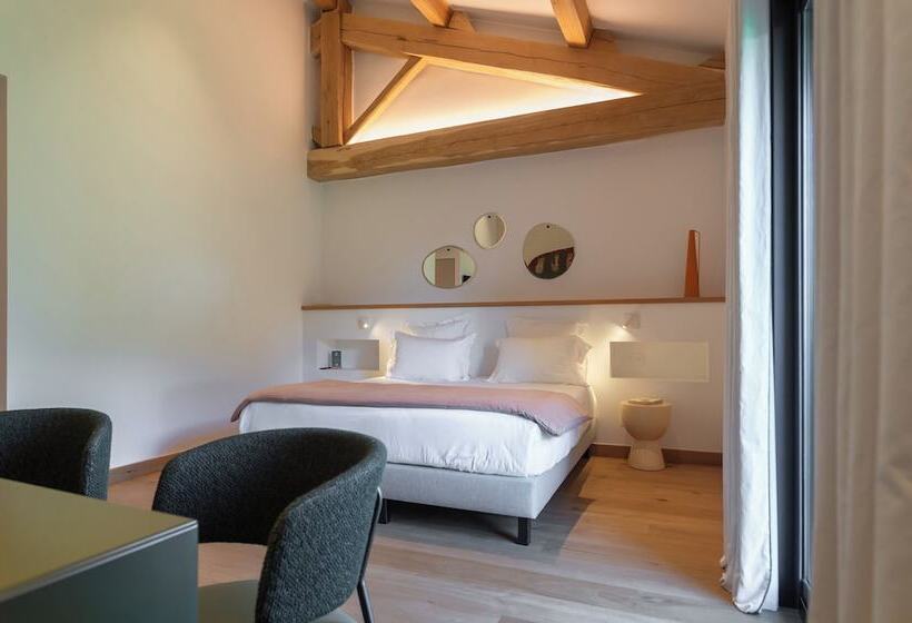 Отель Domaine De Panéry