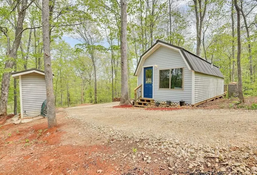 Inviting Des Arc Cabin W/ Fire Pit + Deck!