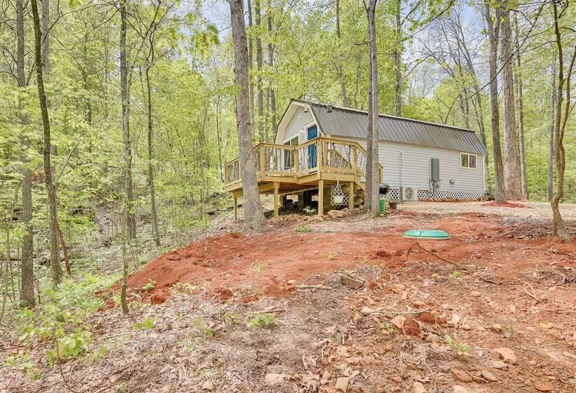 Inviting Des Arc Cabin W/ Fire Pit + Deck!