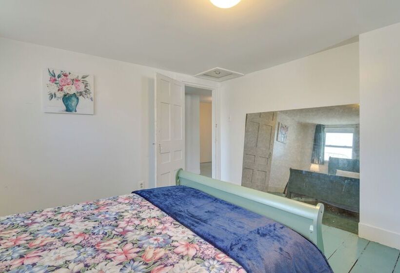 Lakefront Maine House ~ 4 Mi To Colby College