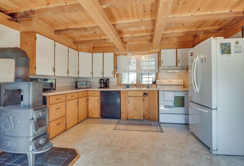 Lakefront Maine House ~ 4 Mi To Colby College