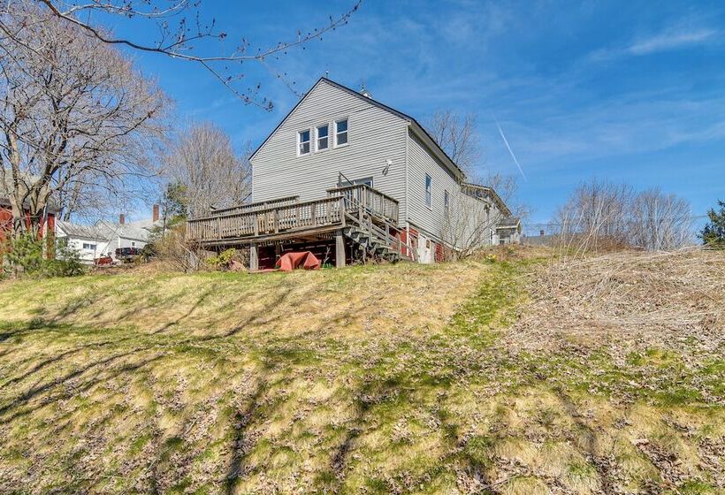 Lakefront Maine House ~ 4 Mi To Colby College