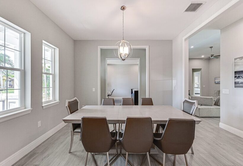 Marco Island Home W/ Pool & Hot Tub Near Beaches!