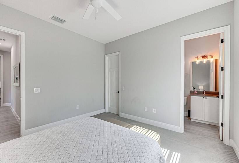 Marco Island Home W/ Pool & Hot Tub Near Beaches!