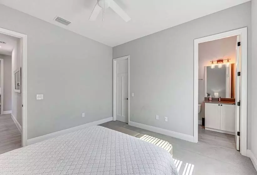 Marco Island Home W/ Pool & Hot Tub Near Beaches!