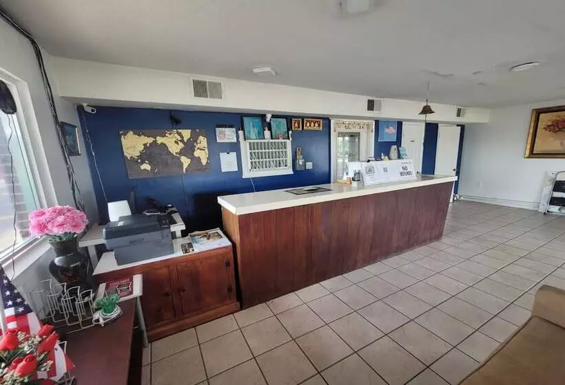 モーテル Lamplighter Inn By Oyo Independence