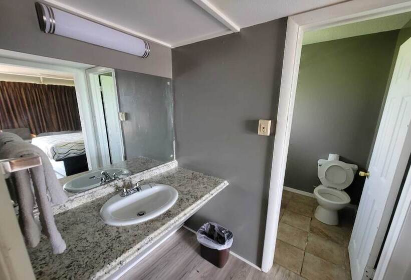 فندق على الطريق Lamplighter Inn By Oyo Independence