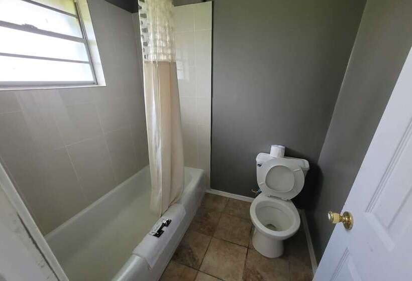 فندق على الطريق Lamplighter Inn By Oyo Independence