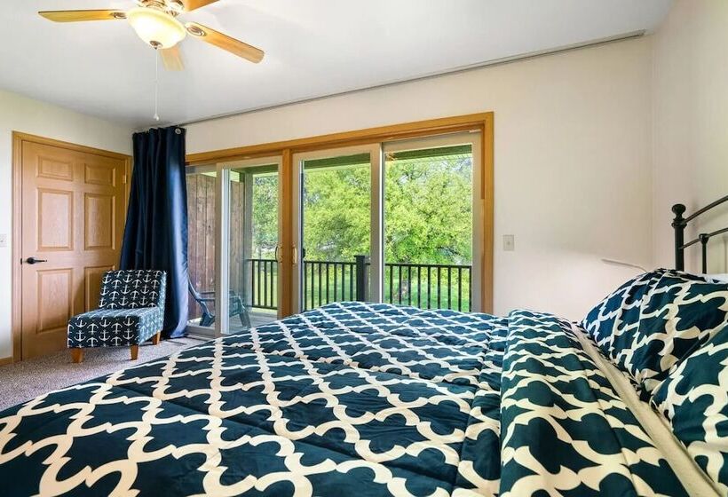 فندق على الطريق South Arm Retreats Combined 2br Lakeview