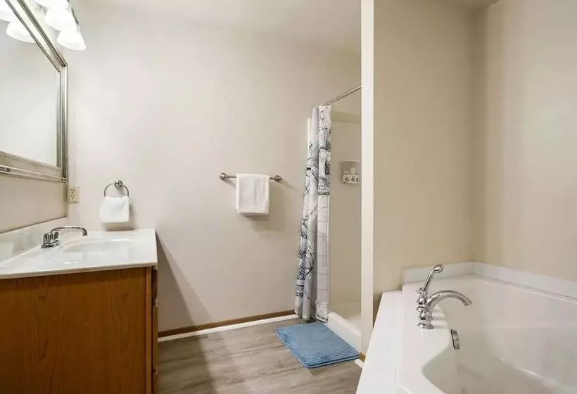 モーテル South Arm Retreats Combined 2br Lakeview