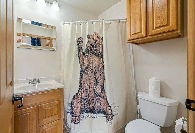 فندق على الطريق South Arm Retreats Combined 2br Lakeview