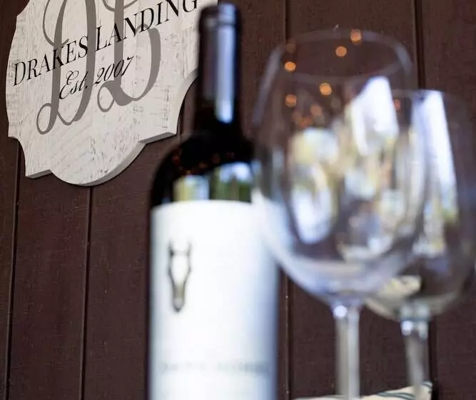 Majatalo Drakeslanding Inn