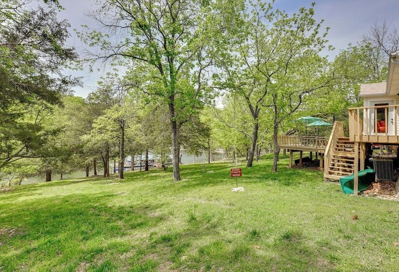 Pet Friendly Branson Gem: Walk To Table Rock Lake