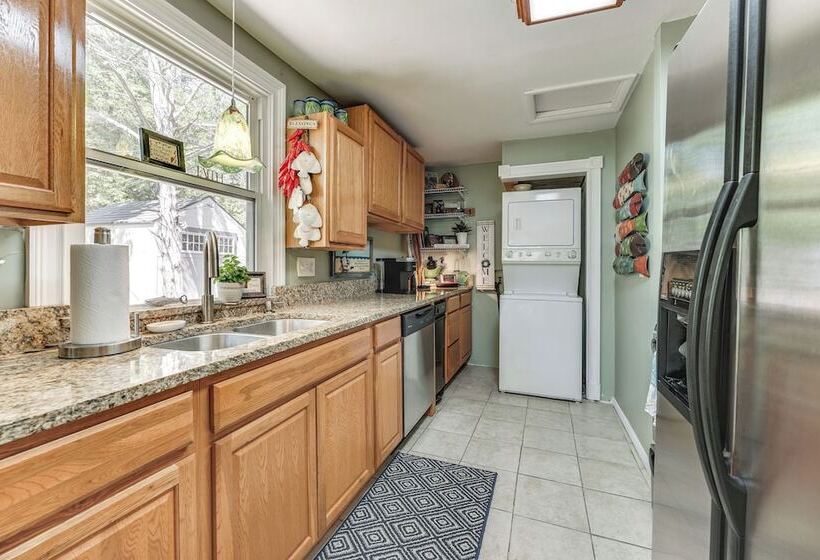 Pet Friendly Branson Gem: Walk To Table Rock Lake