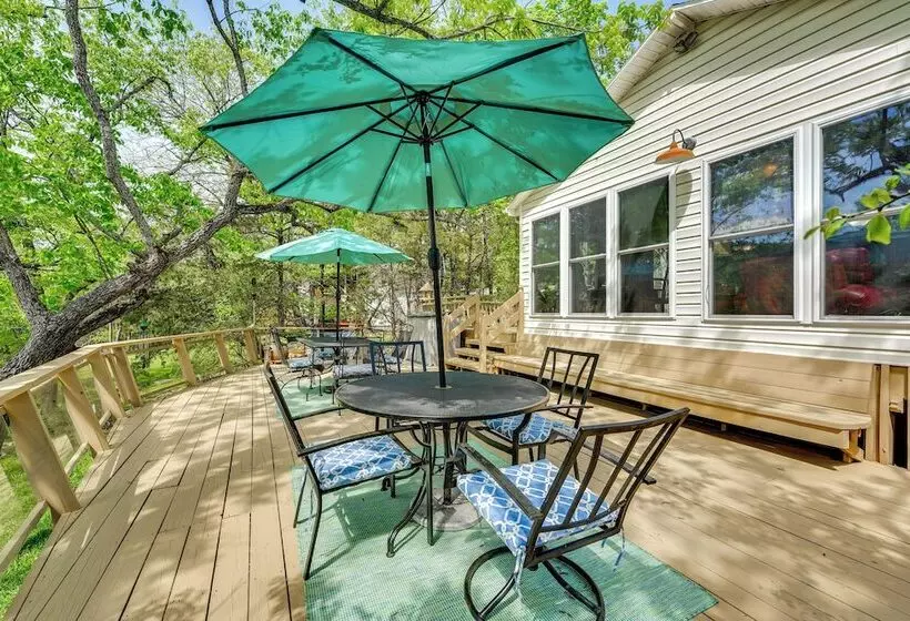 Pet Friendly Branson Gem: Walk To Table Rock Lake