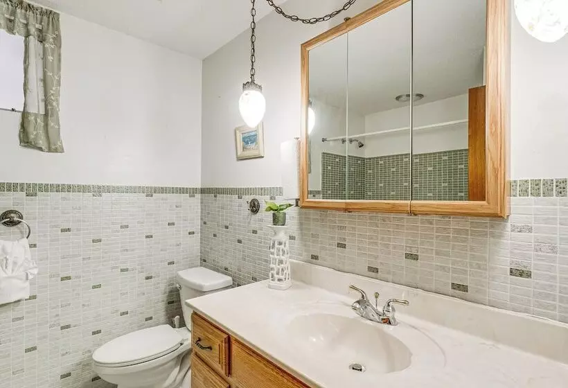 Port Charlotte Retreat W/ Lanai + Private Pool!