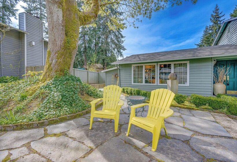 Redmond Home W/ Deck & Patio: 17 Mi To Seattle