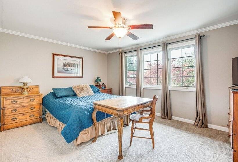 Redmond Home W/ Deck & Patio: 17 Mi To Seattle