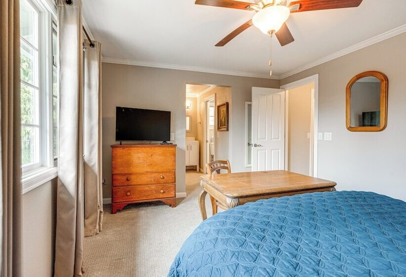 Redmond Home W/ Deck & Patio: 17 Mi To Seattle