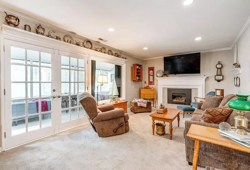 Redmond Home W/ Deck & Patio: 17 Mi To Seattle