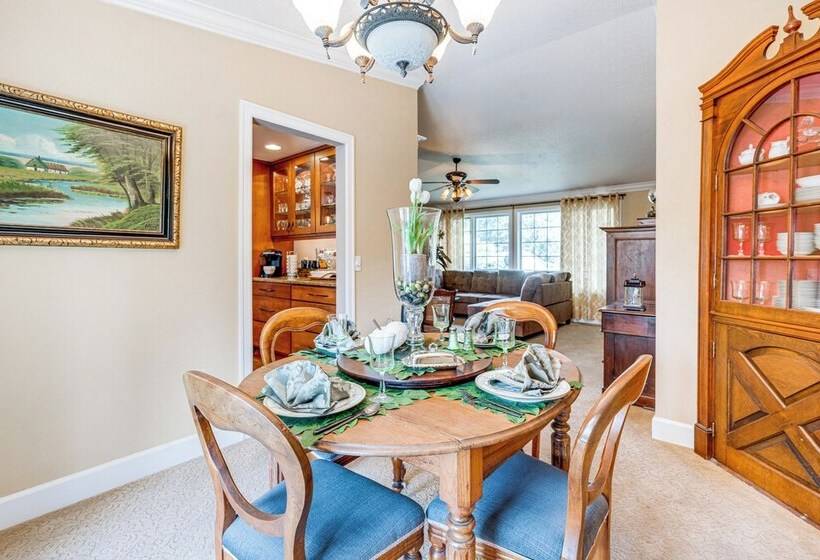 Redmond Home W/ Deck & Patio: 17 Mi To Seattle